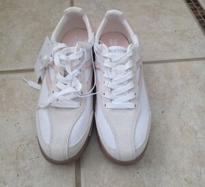 Tretorn White and Pink Lace-Up Sneakers Size 7 Womens-NEW